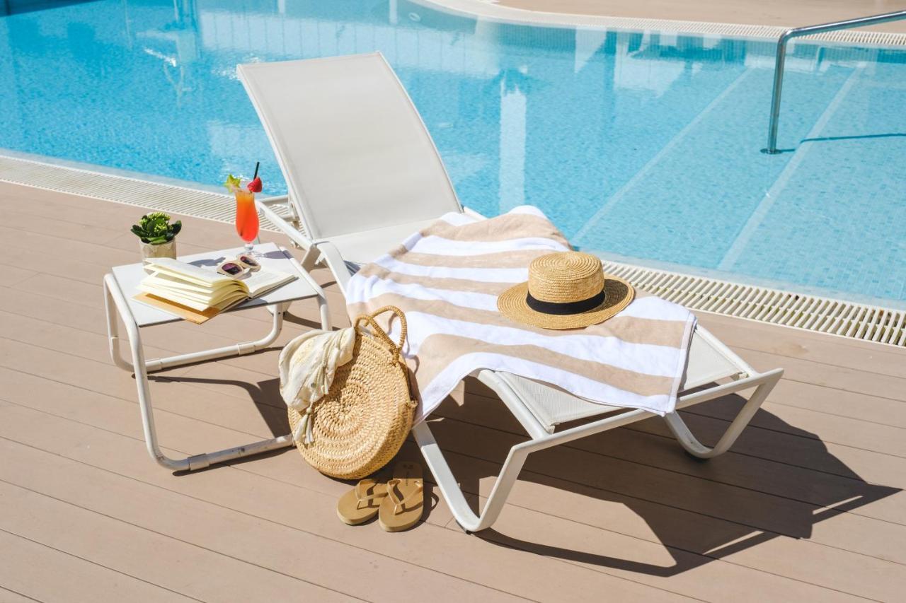 Welikehotel Triton Beach (Adults Only) Cala Ratjada  Exterior photo
